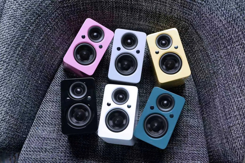 Активная полочные колонки Jamo Mini MKII Gloss White