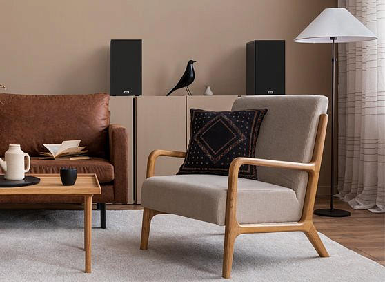 Heco Aurora XT 300 Black / Oak Полочная АС (пара)