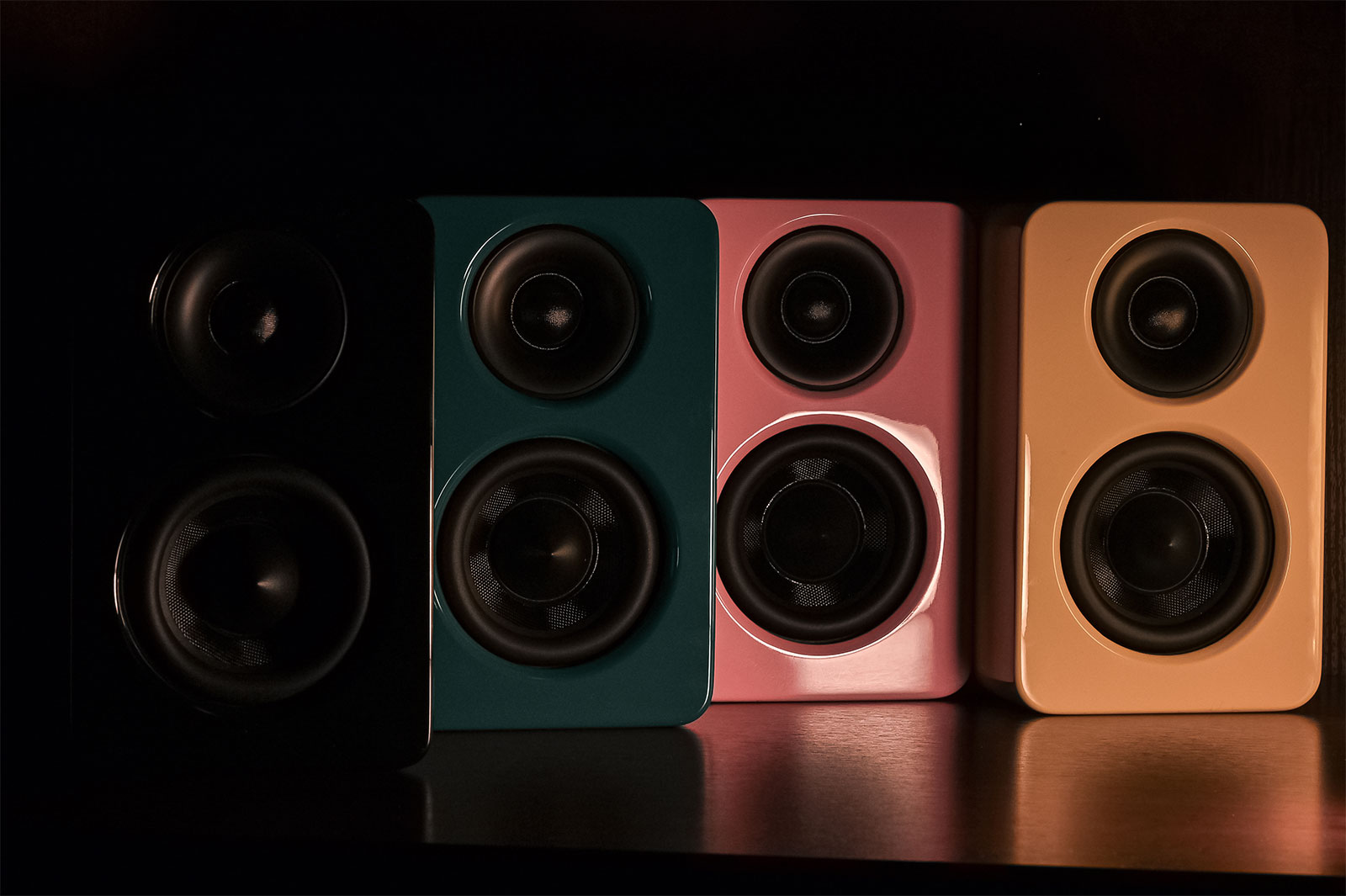 Активная полочные колонки Jamo C705PA MKII Gloss Blue